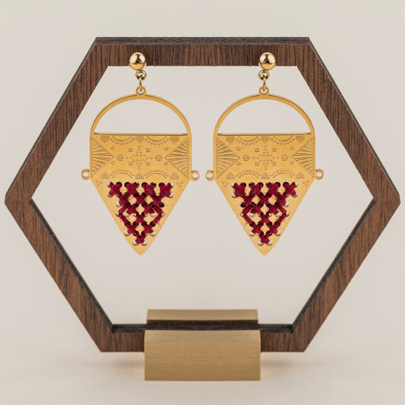 ORECCHINI PENDENTI TRIANGOLARI IN ORO 18K - Croci