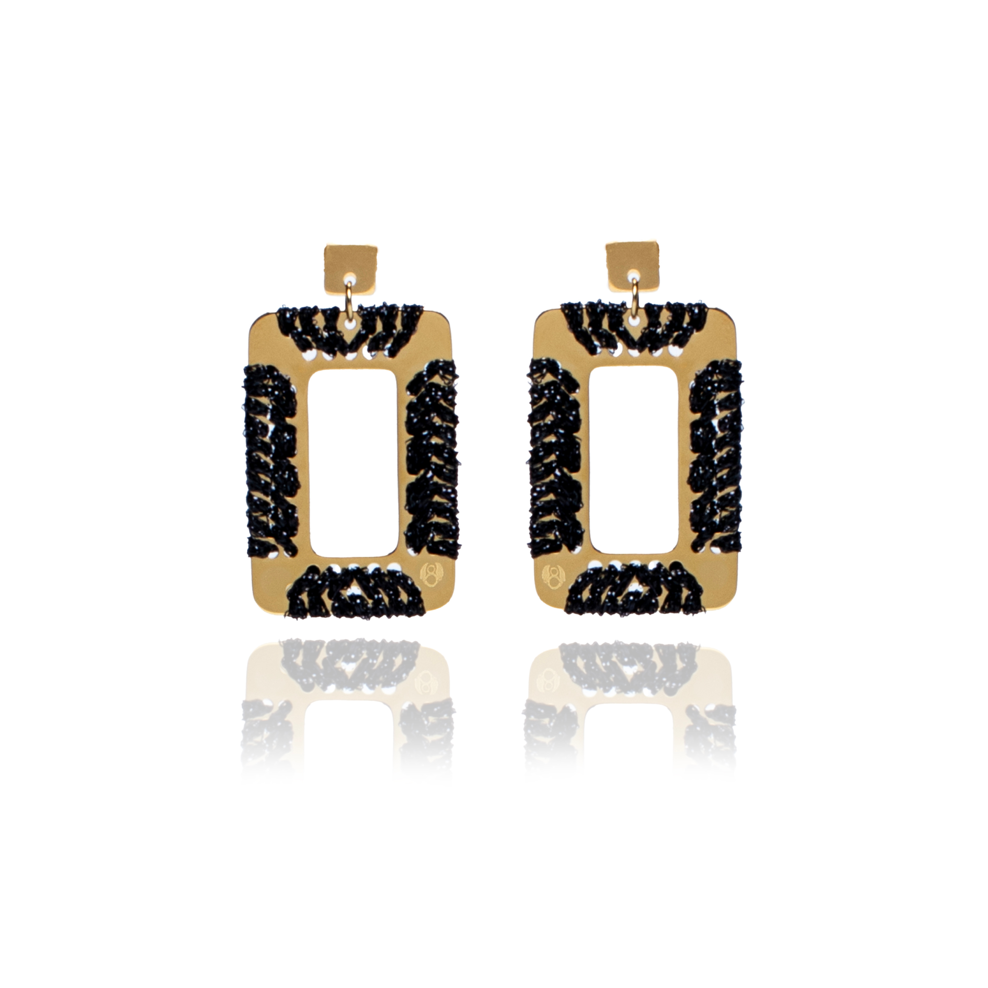 ORECCHINI PENDENTI QUADRATI IN ORO 18K