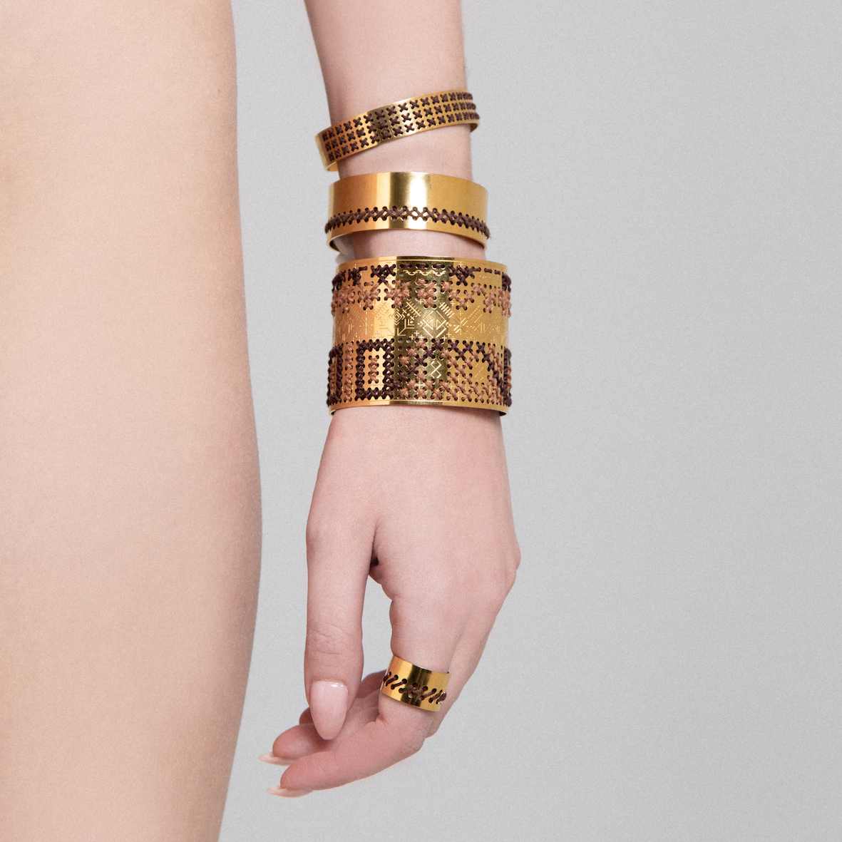 BRACCIALE ALTO INCISO ORO - Bicolore Quadrato