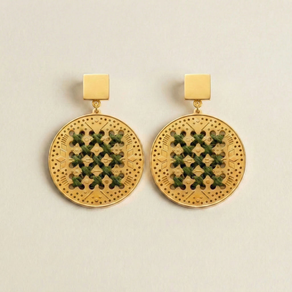 18K GOLD ROUND DANGLE EARRINGS