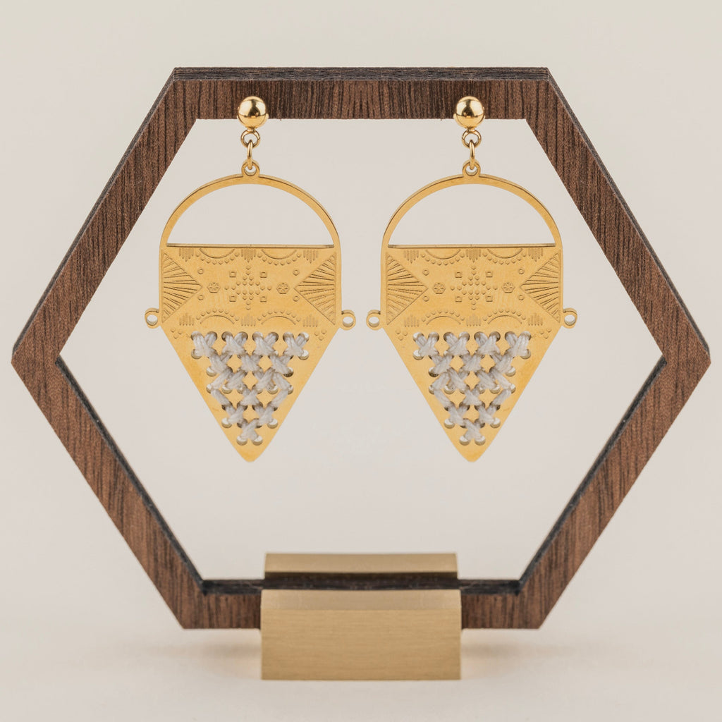 18K GOLD TRIANGULAR DANGLING EARRINGS - Crosses