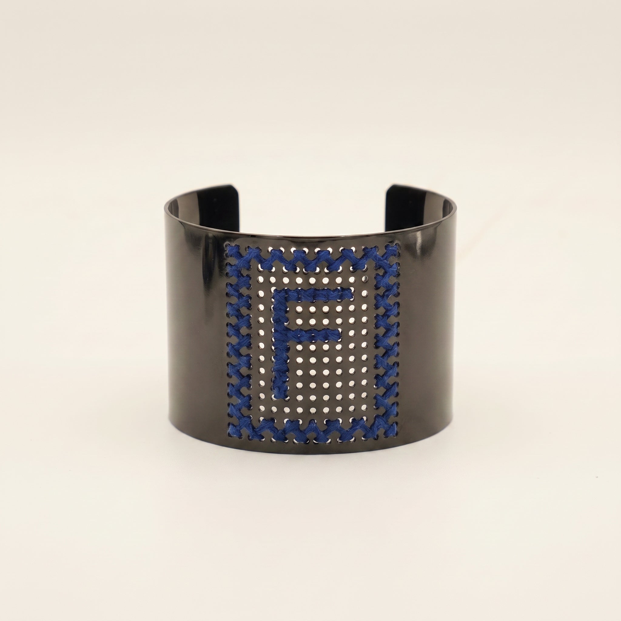 BRACCIALE ALTO LISCIO RUTENIO - Iniziale