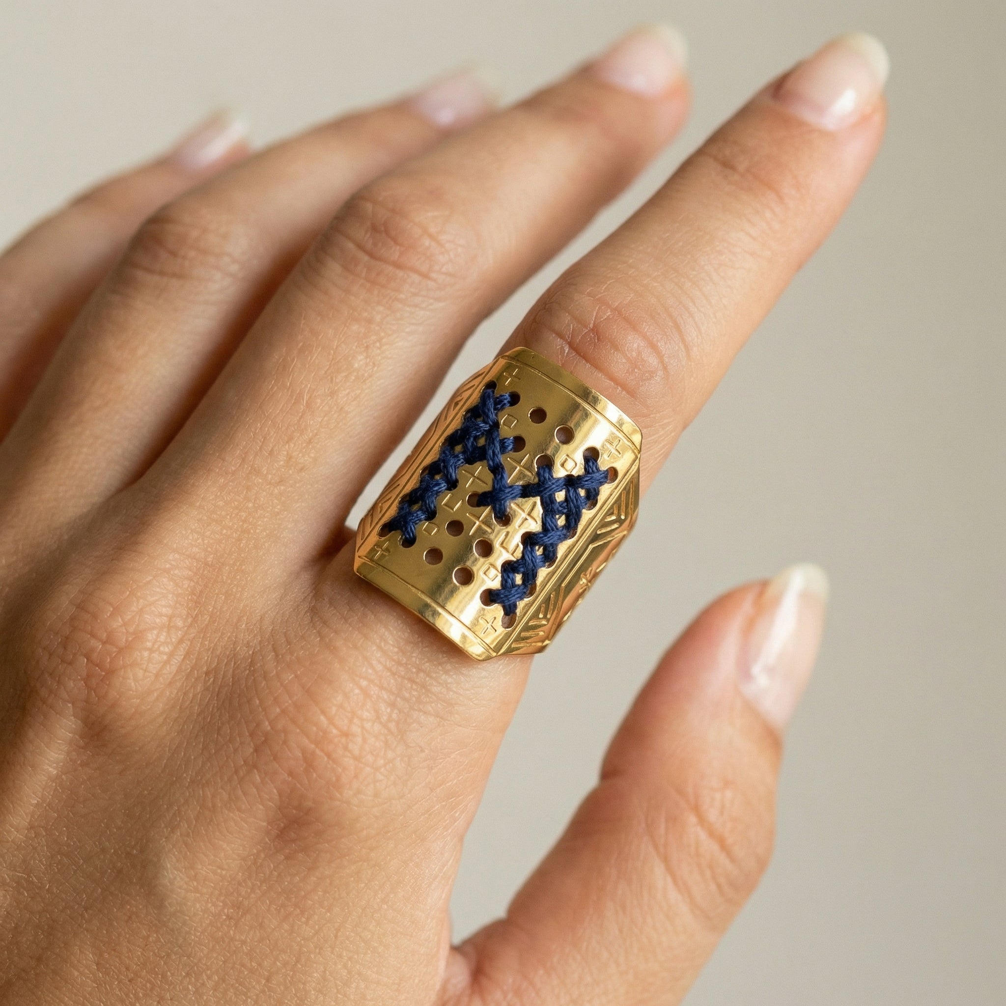 ANELLO ALTO ORO - Lettera