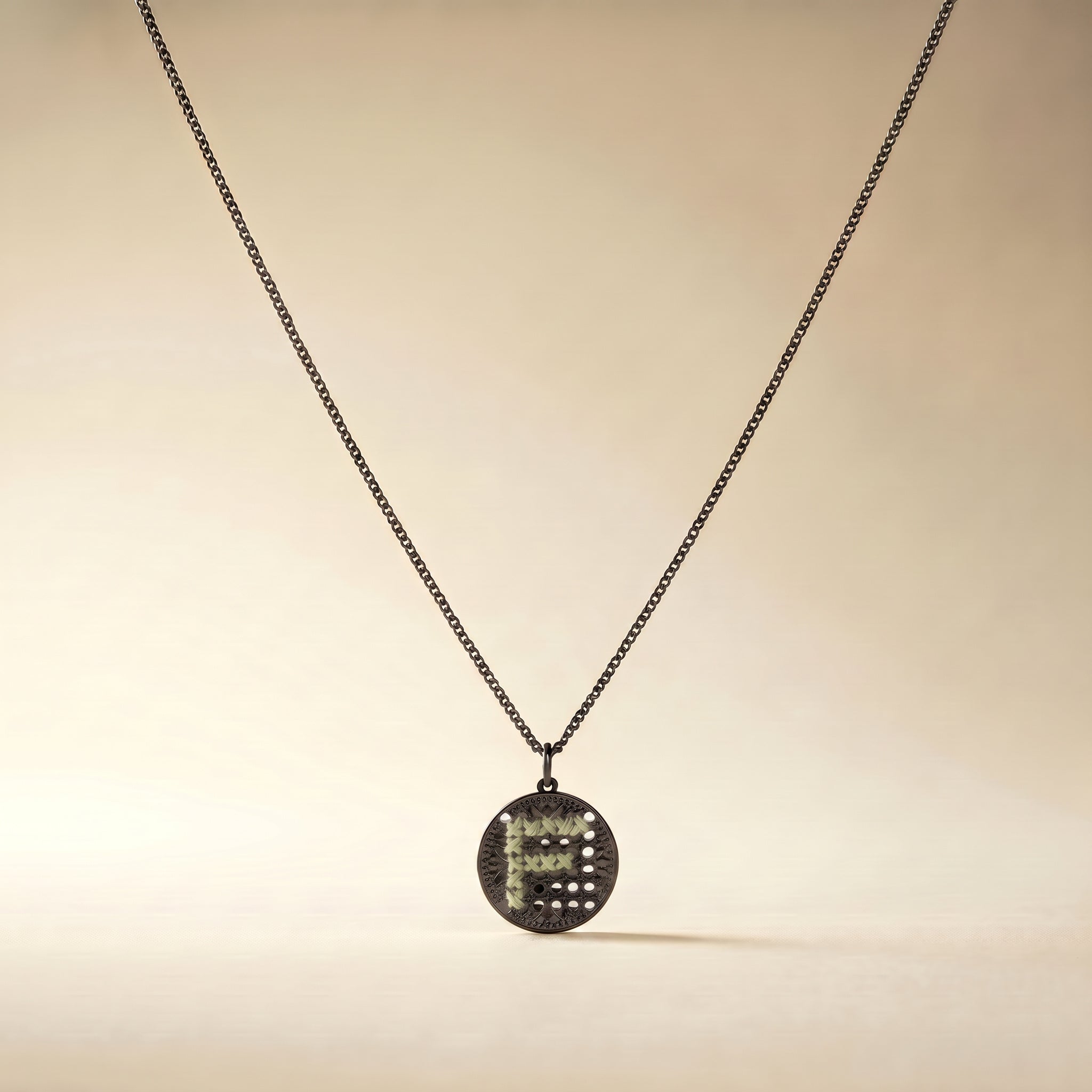 COLLANA CIONDOLO PICCOLO RUTENIO - Lettera